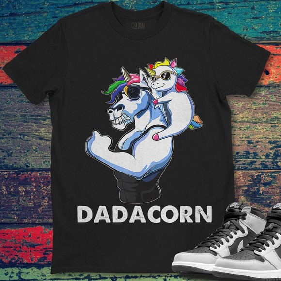 Dadacorn Unicorn Dad Best Dad Father's Day Gift For Dad T-shirt Unisex - Picture 1 of 2